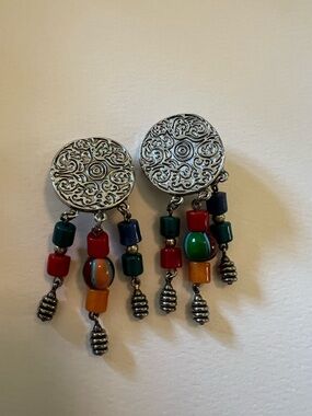 GJD ginnie johansen Boho Silver tone clip Earrings glass Beads vintage